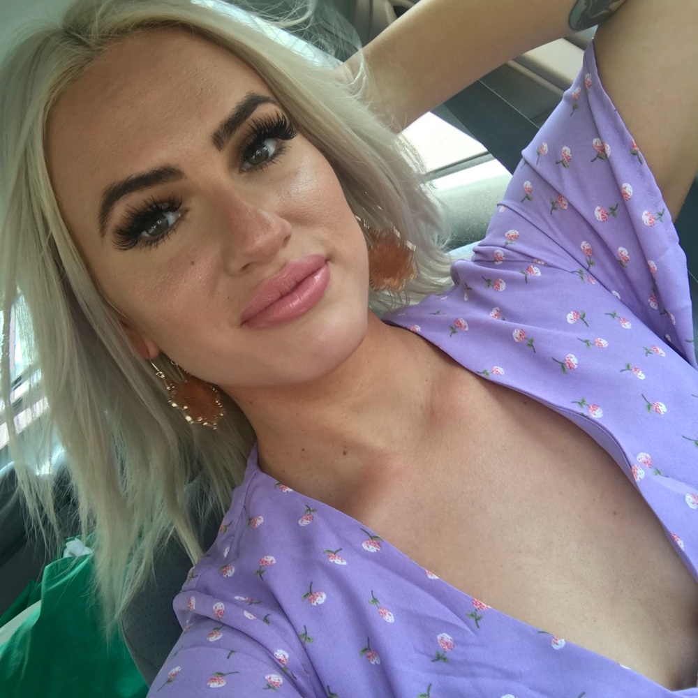 Meet your Posher, Madison